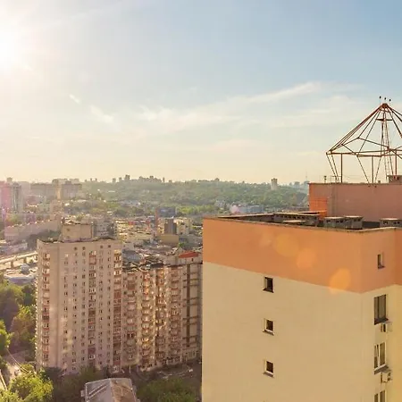 Квартиры По Улице Феодосийская, 1-А Kyiv Exterior photo