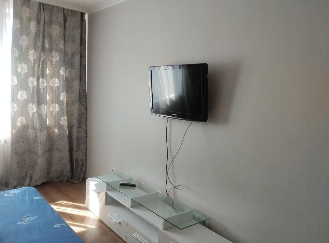 квартиры по улице феодосийская, 1-а * Kyiv