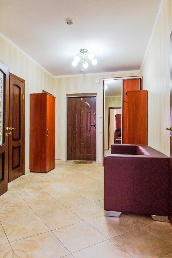 квартиры по улице феодосийская, 1-а Apartment Kyiv