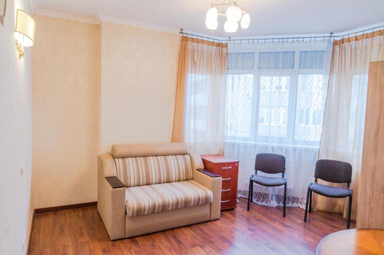квартиры по улице феодосийская, 1-а Apartment *