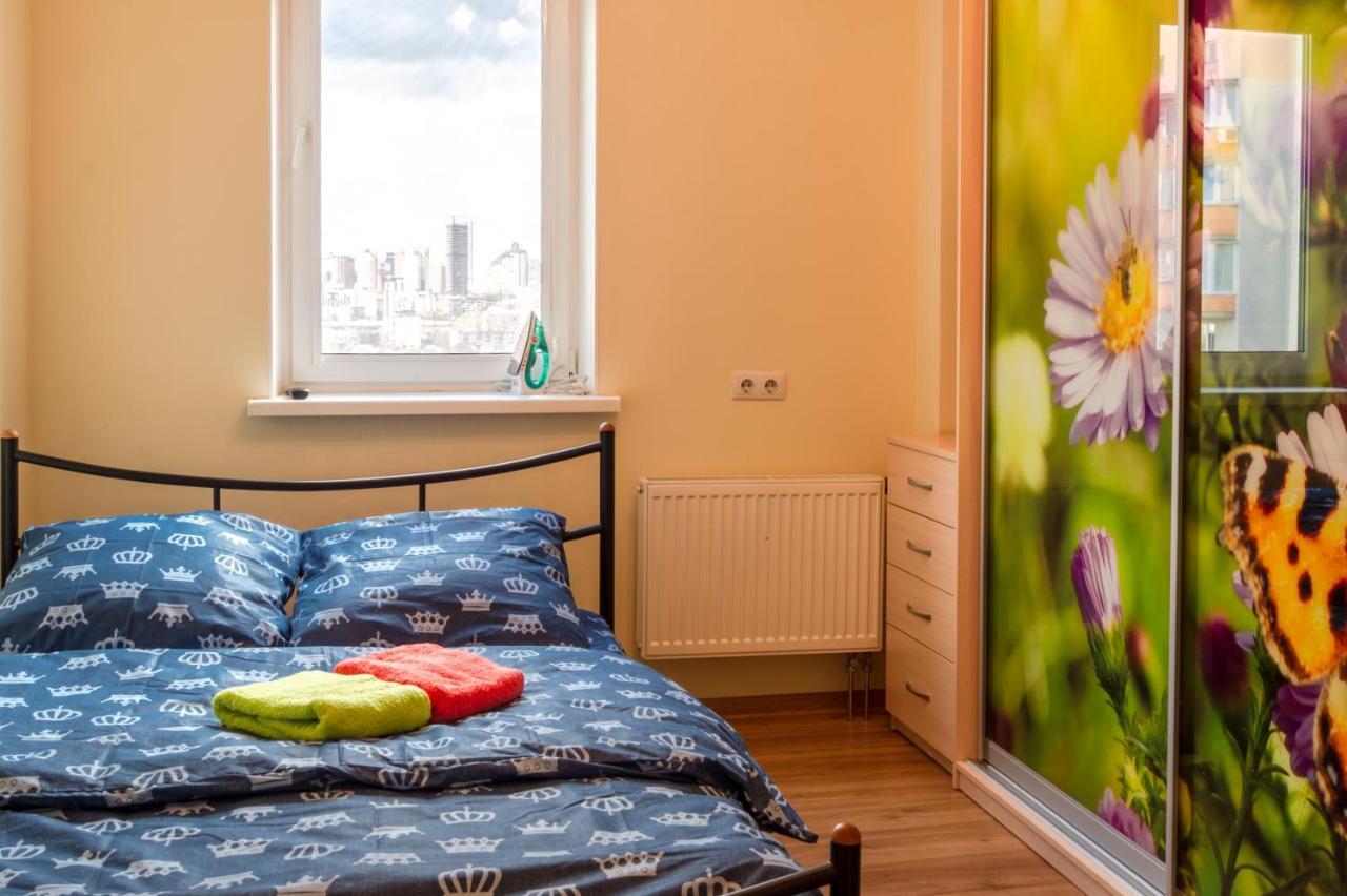 Apartment квартиры по улице феодосийская, 1-а *