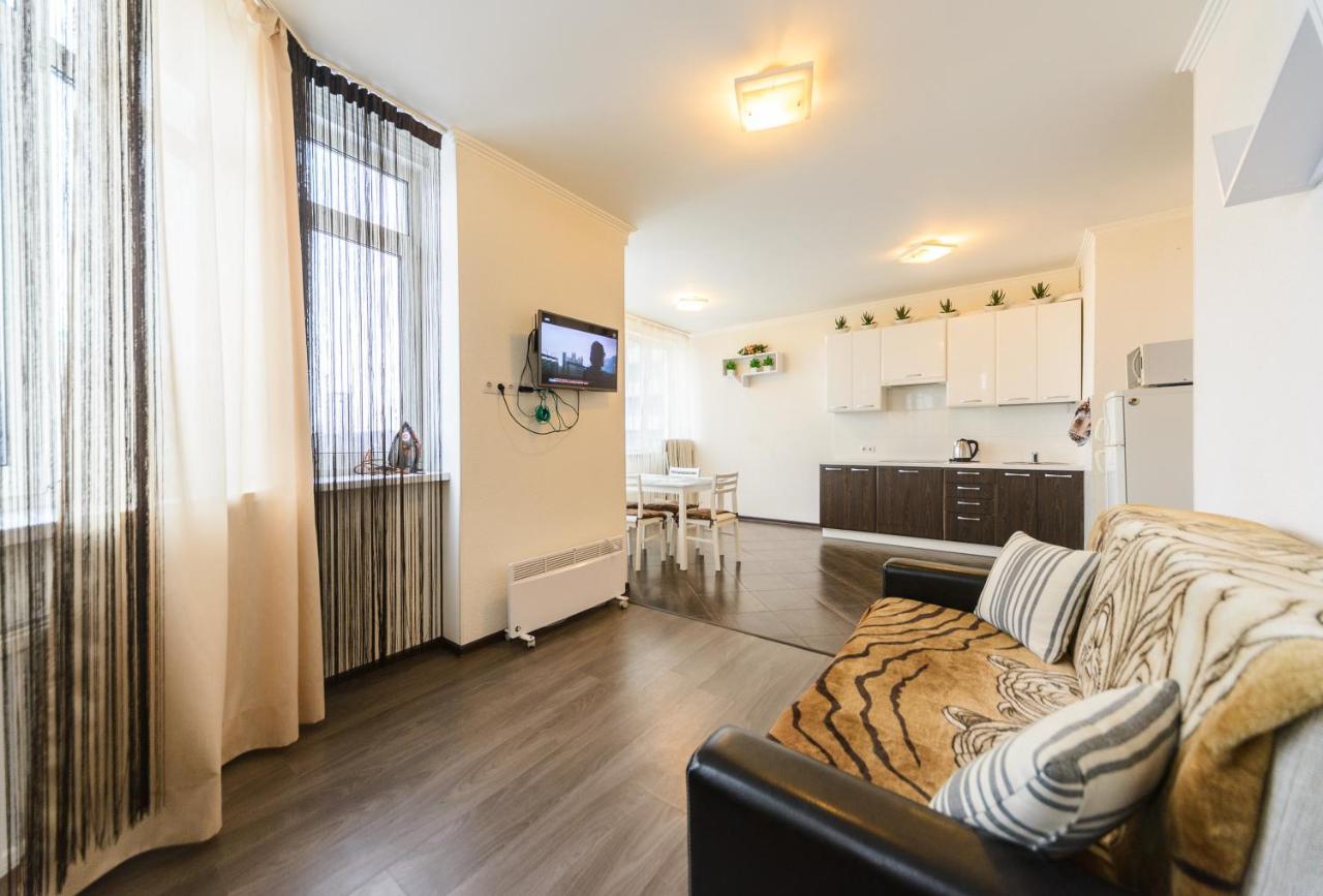 Apartment квартиры по улице феодосийская, 1-а